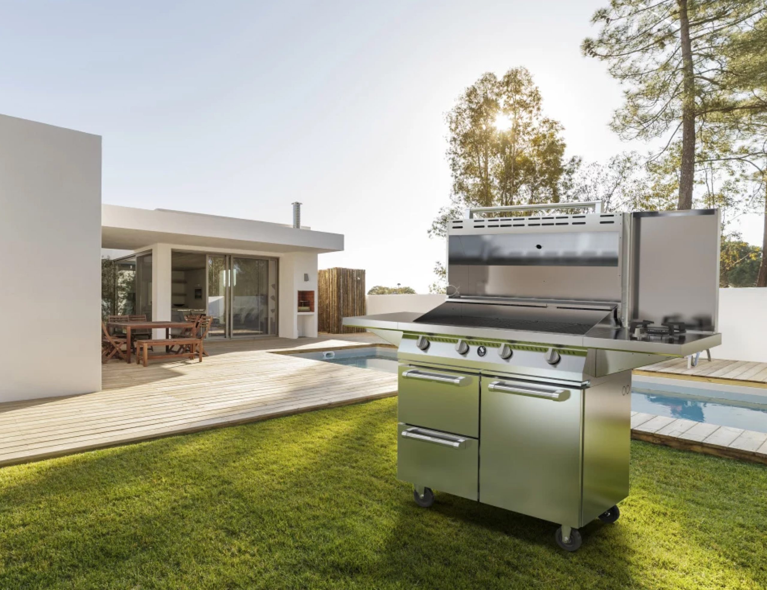 STEEL OUTDOOR